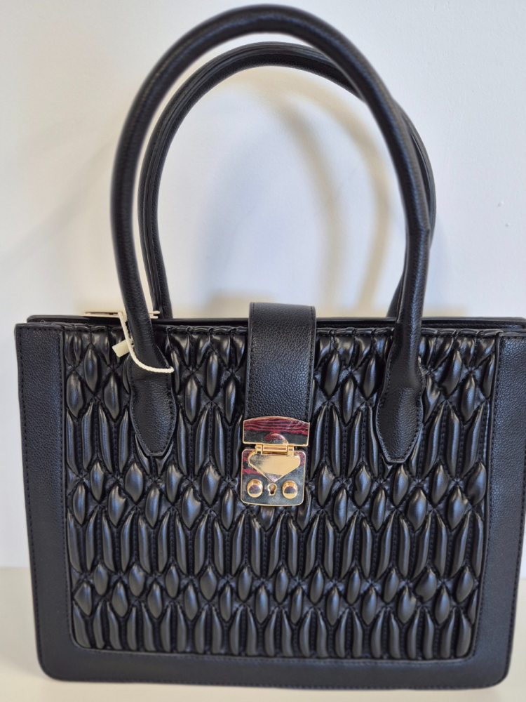 Borsa Matelassè con tracolla rimovibile Marylin col. Nero