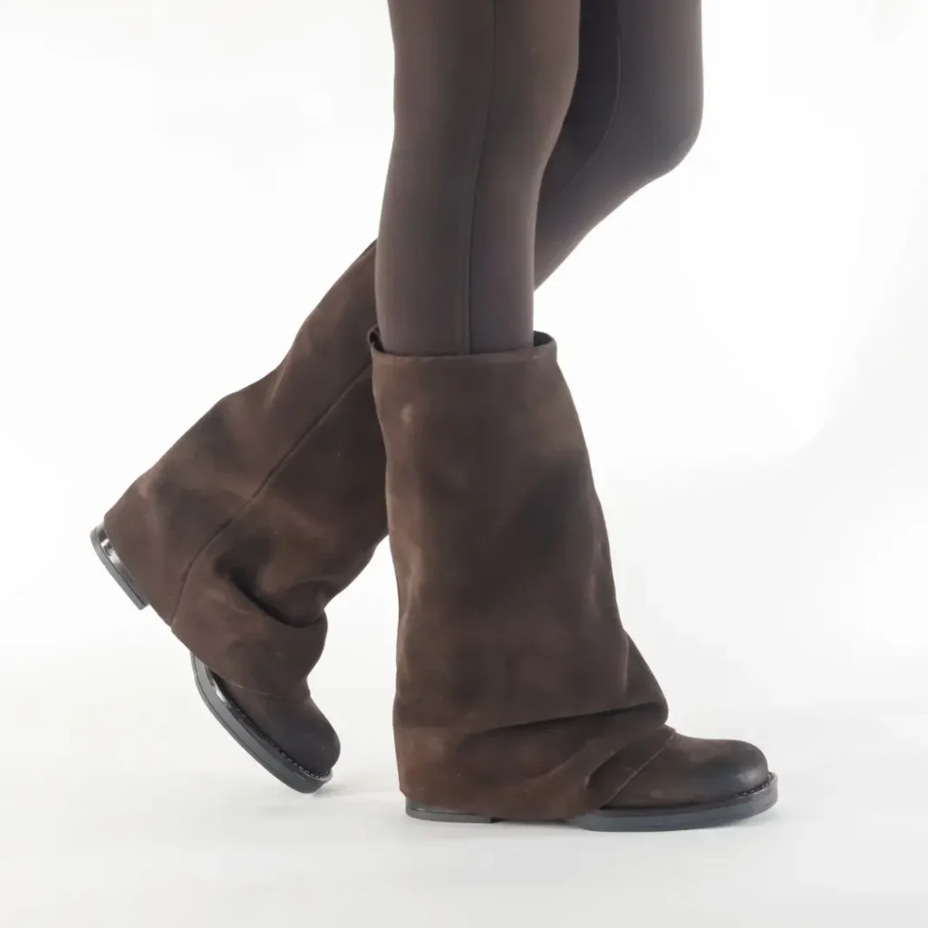 Club Style Stivale Biker Ghetta Punta Quadrata Suede Brown