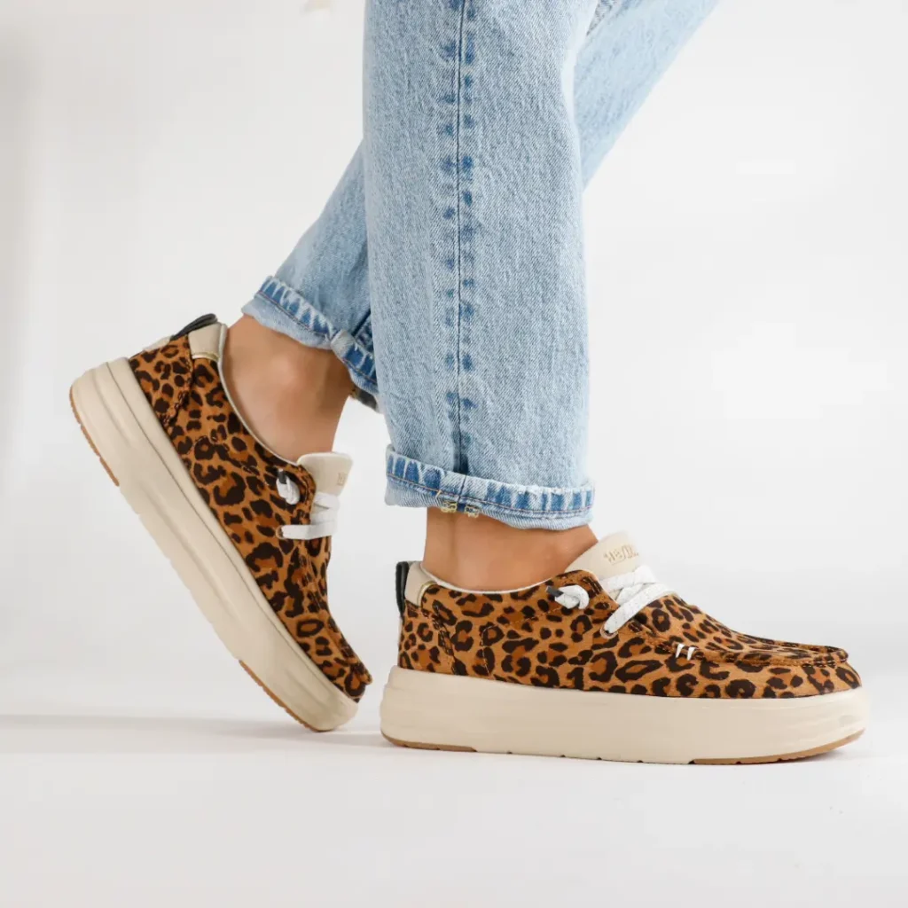 HeyDude Wendy Nova Classic Tan Leopard mocassino donna