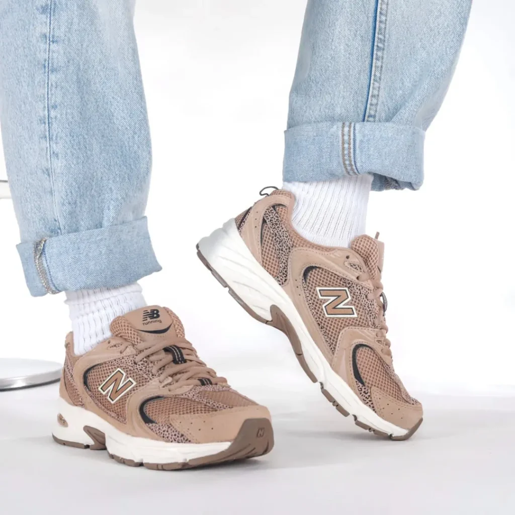 New Balance 530 Beige Leopard Tessuto Camoscio 00004