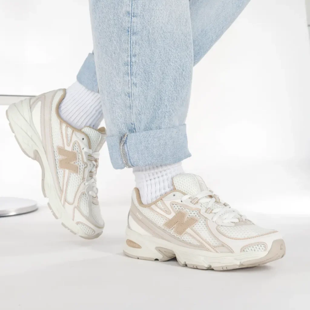 New Balance 740 Bianco Beige
