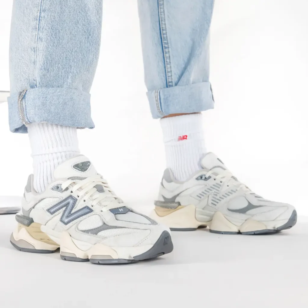 New Balance 9060 Beige uomo donna