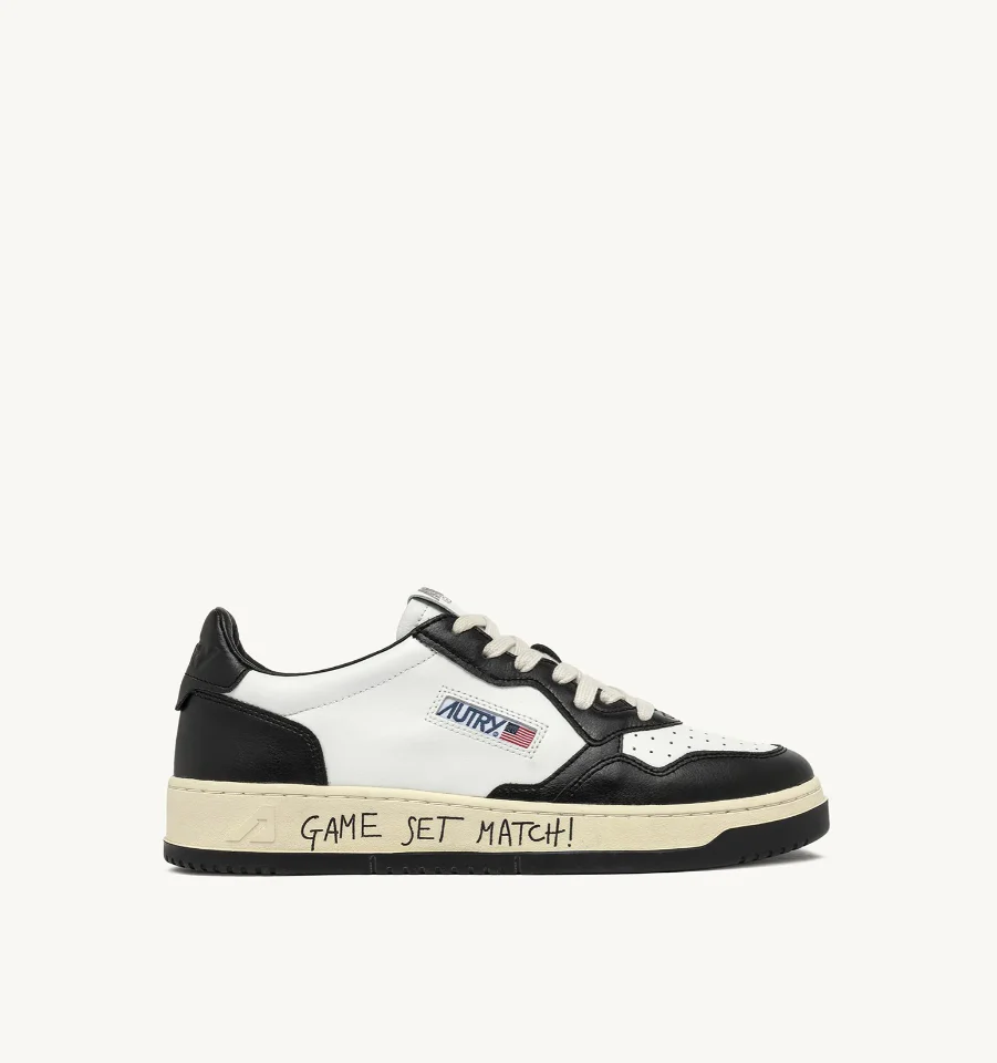 Sneakers medalist low bianco nero lettering