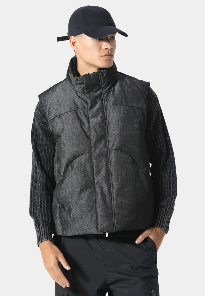 Cennick Black Gilet