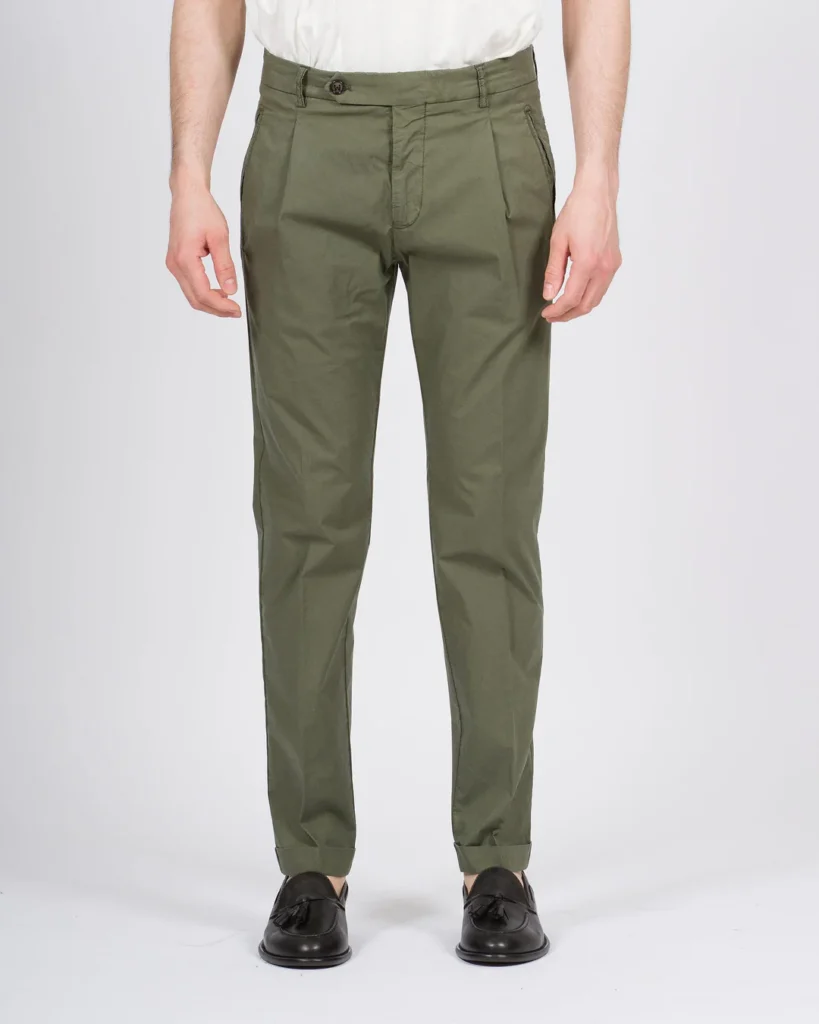 Pantalone retro verde con pence e risvolto BERWICH