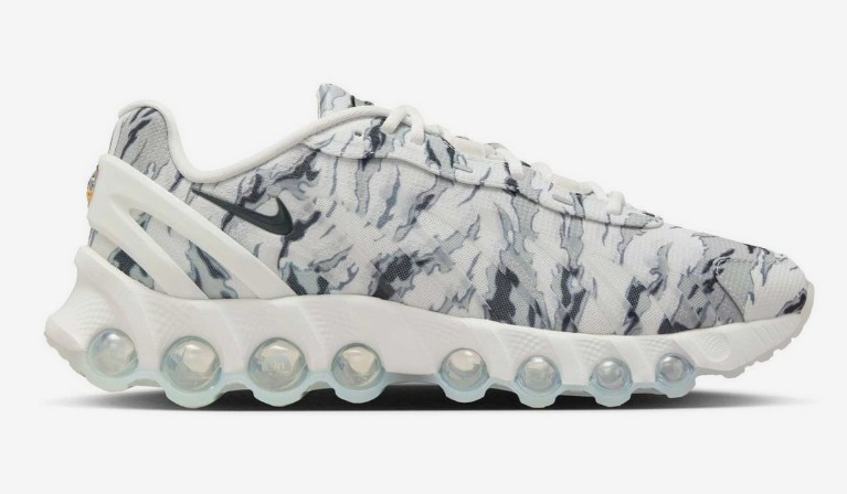 NIKE AIR MAX DN8 PRM