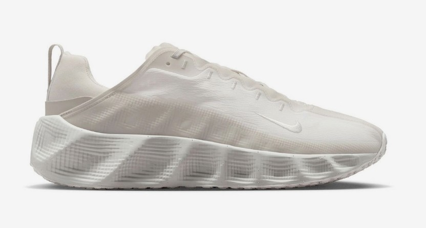 NIKE AVA ROVER