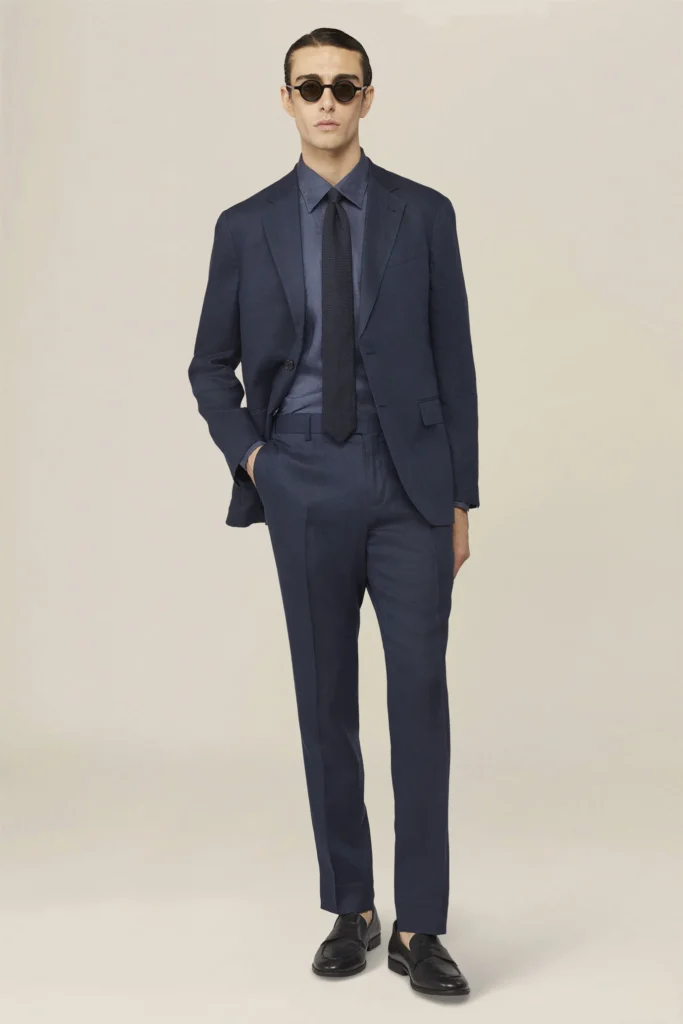 Abito uomo monopetto con pantalone senza pinces, in 100% lino con effetto lavato