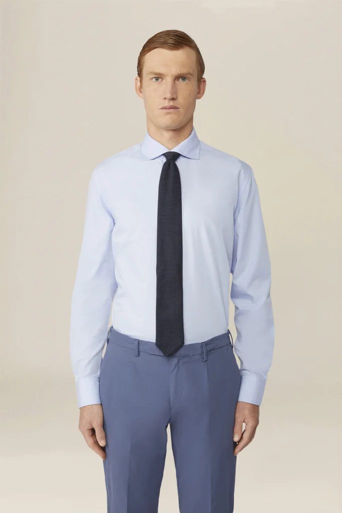 Camicia classica collo francese uomo tinta unita