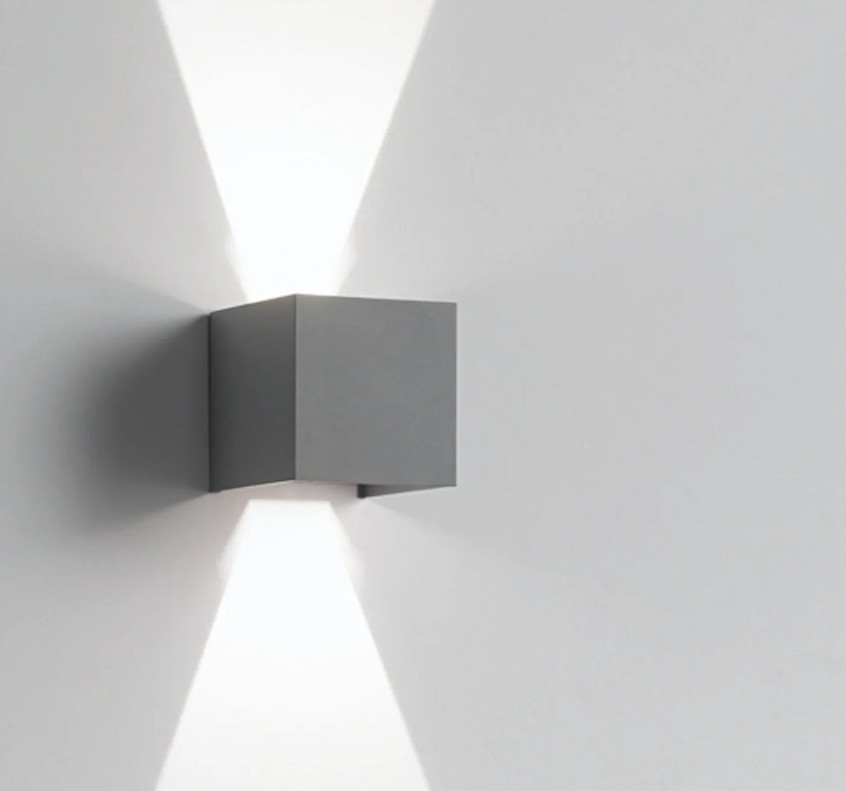 Isy Cube Applique Outdoor