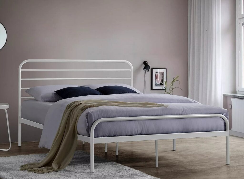 Letto Bolonia in metallo bianco con rete inclusa – 140×200 cm