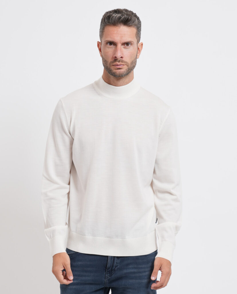 Maglione a lupetto Boss uomo in lana extrafine1