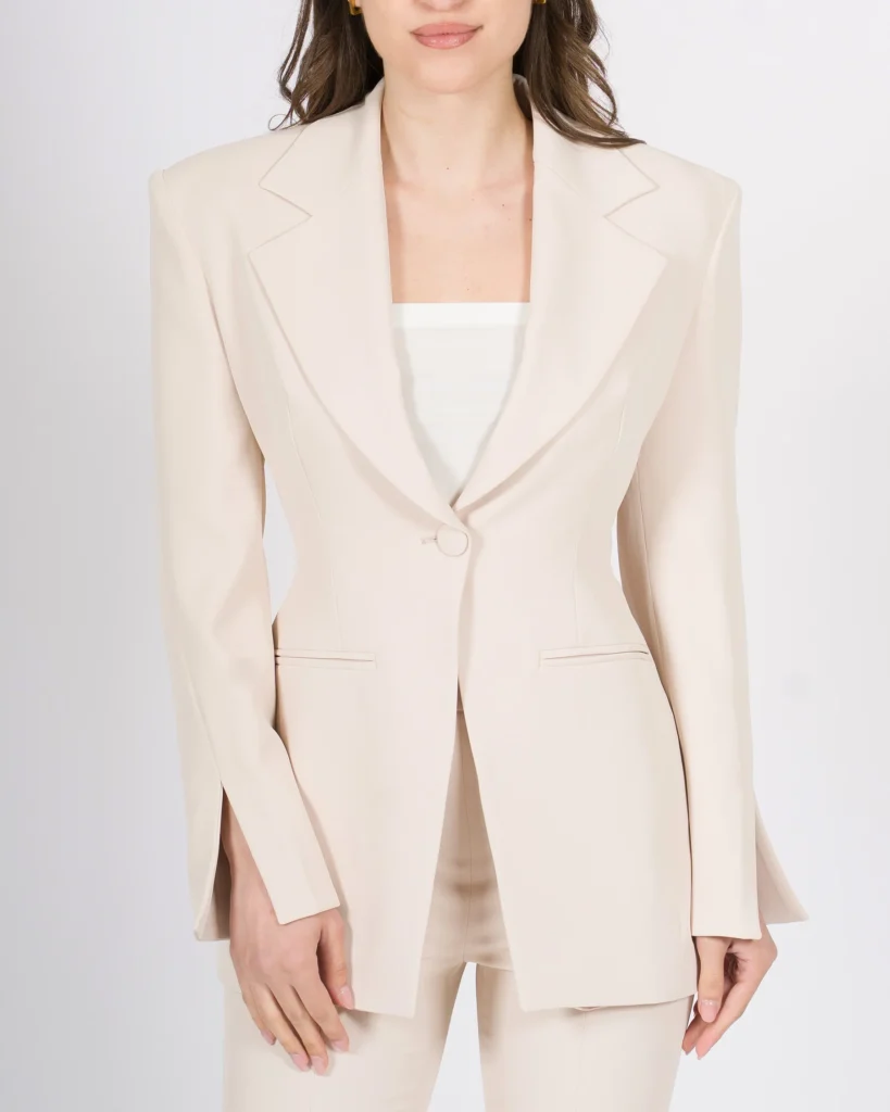 Giacca Silence beige slim fit con rever a lancia.